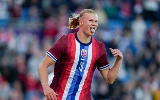 挪威3-0战胜斯洛文尼亚：哈兰德梅开二度成为挪威国家队历史最佳射手
