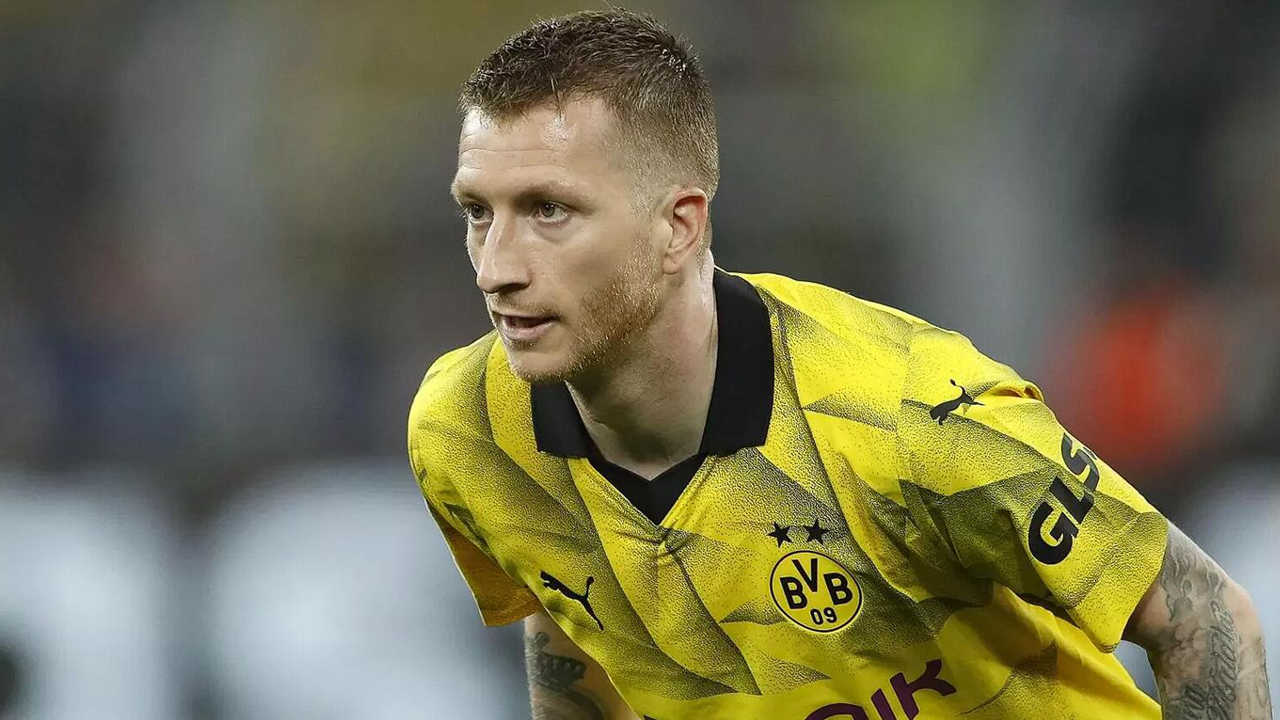 罗伊斯职业生涯曾经获得过哪些冠军奖杯?罗伊斯获得过哪些个人奖项荣誉?-第1张图片-天体号 罗伊斯职业生涯曾经获得过哪些冠军奖杯?罗伊斯获得过哪些个人奖项荣誉?-第1张图片-天体号